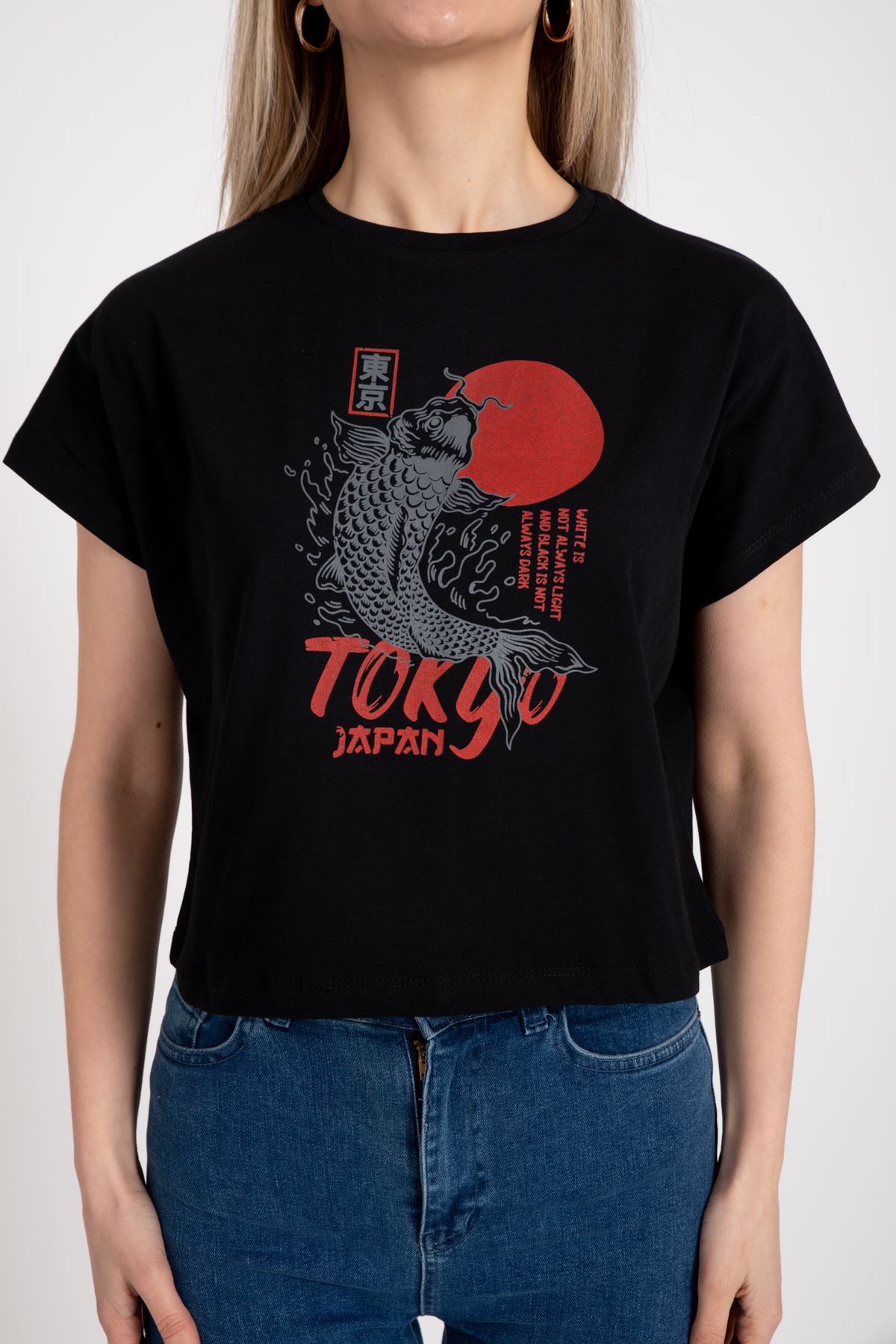 Siyah Kadın Tokyo Japon Baskılı Kısa T-ShirtT-ShirtGiysa