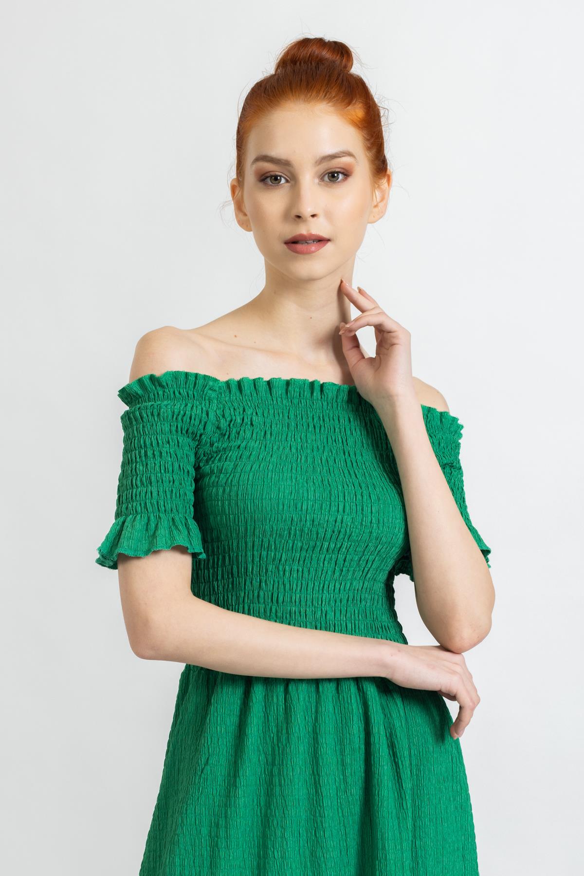 Yeşil Kadın Arkası Uzun Gipeli Elbise