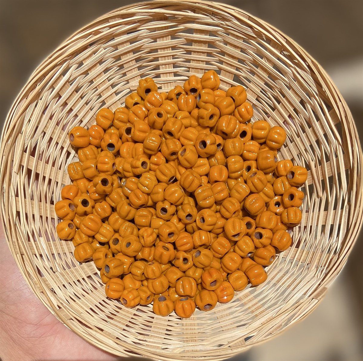 Turuncu Orta Boy Makarna Boncuk