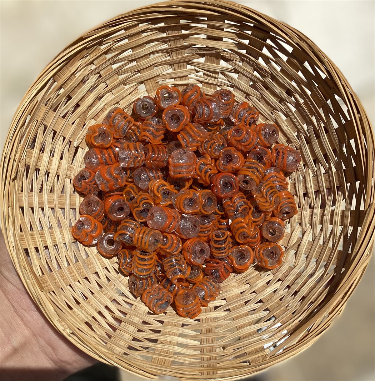 Turuncu Çizgili Silindir Boncuk