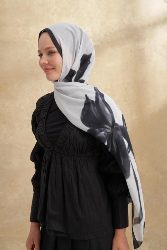 Armanda Çiçek Desenli Şal 3382-Kırık Beyaz