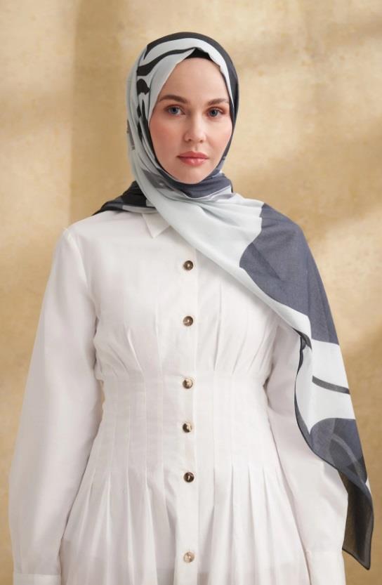 Armanda Çiçek Desenli Şal 3383-Siyah Gümüş