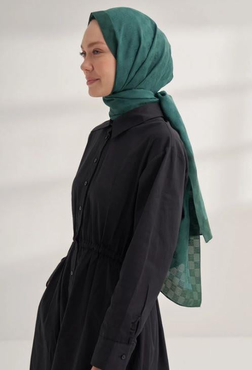 Armanda Dama Monogram Desenli Şal 3041-zümrüt