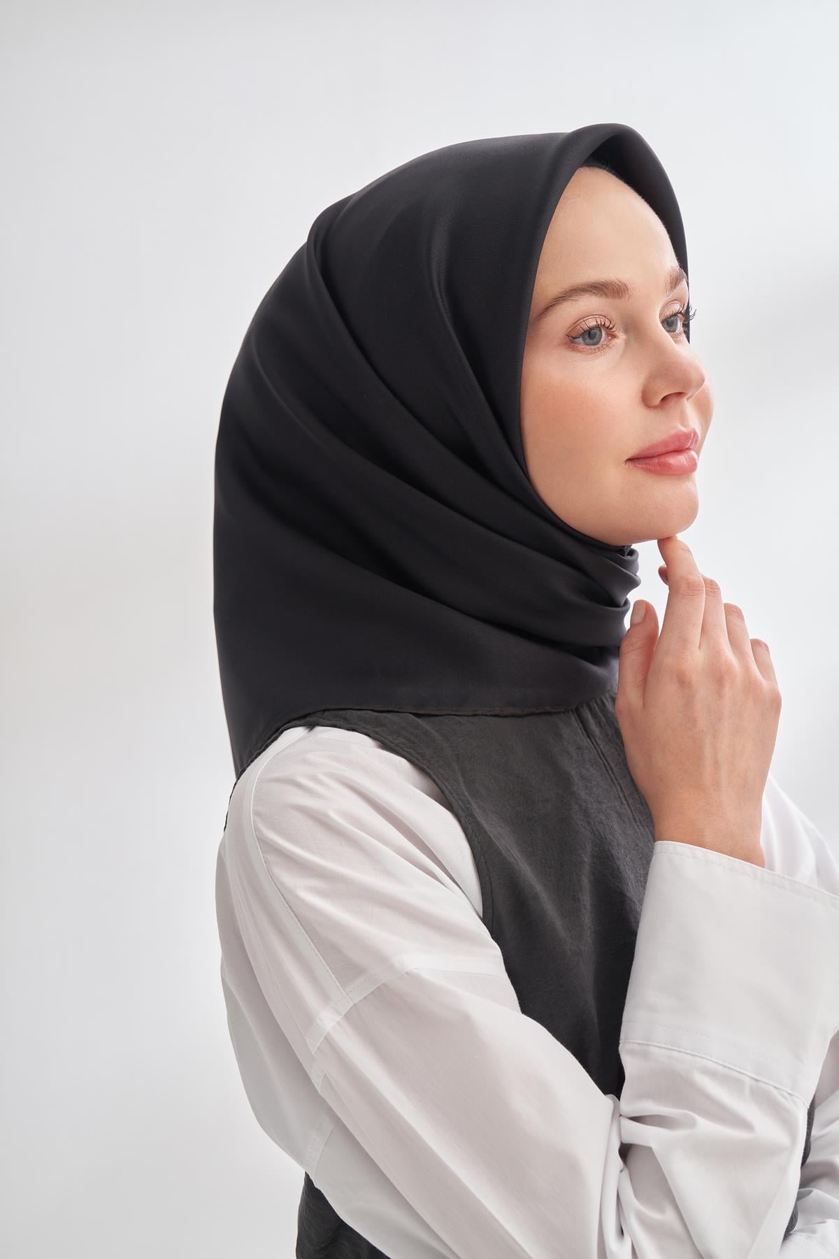 Armanda Düz Renk Tivil İpek Eşarp 4400-Siyah