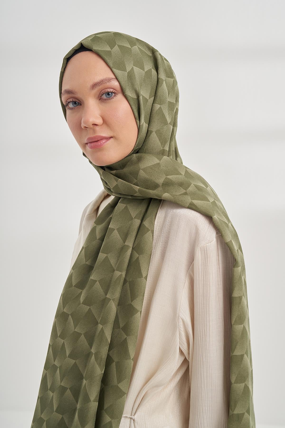 Armanda Geometrik Desen Şal 3120-Keten Yeşili