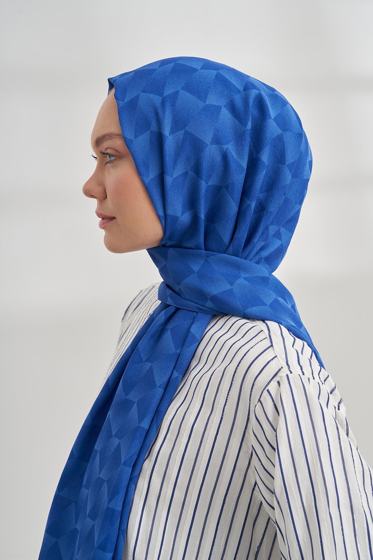 Armanda Geometrik Desen Şal 3120-Saks