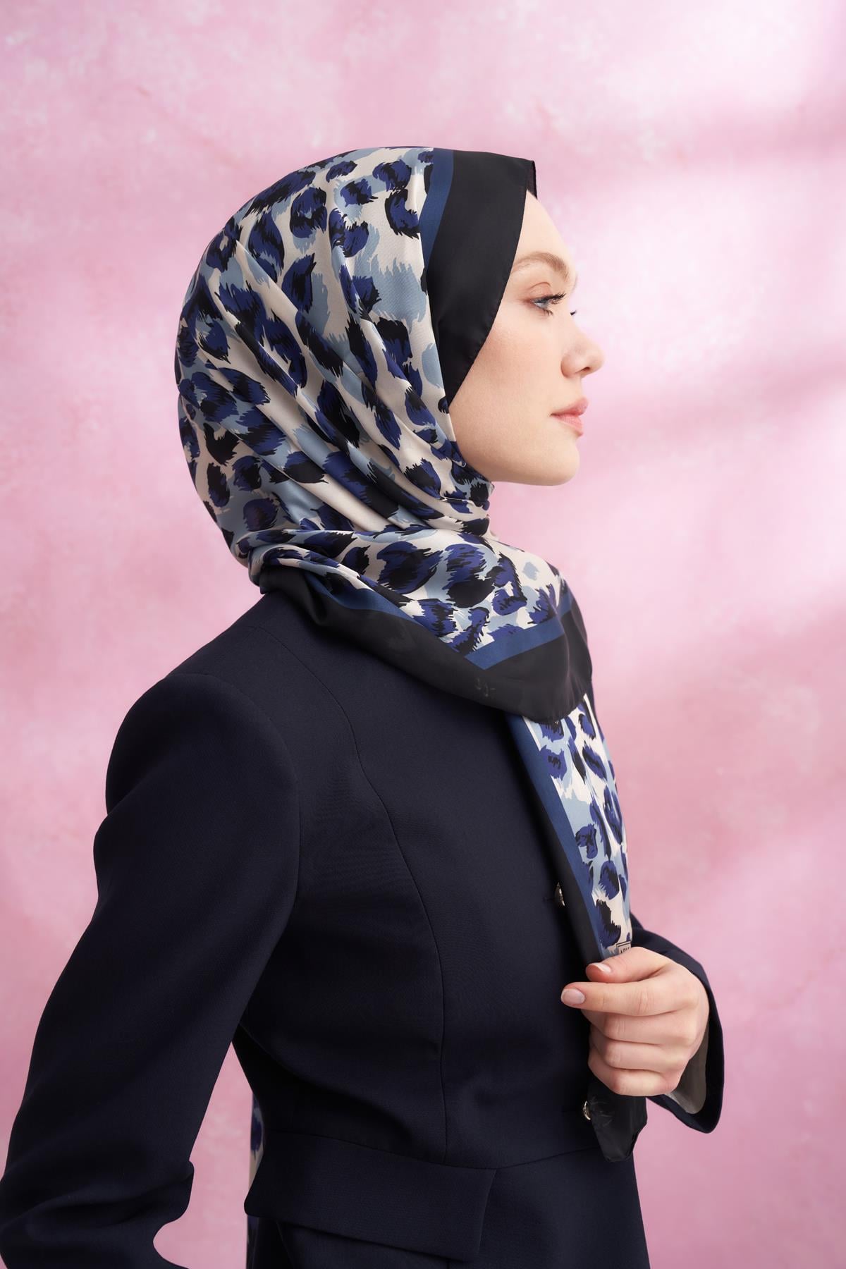 Armanda Leopar Vual Multi Desen Şal 6041-lacivert