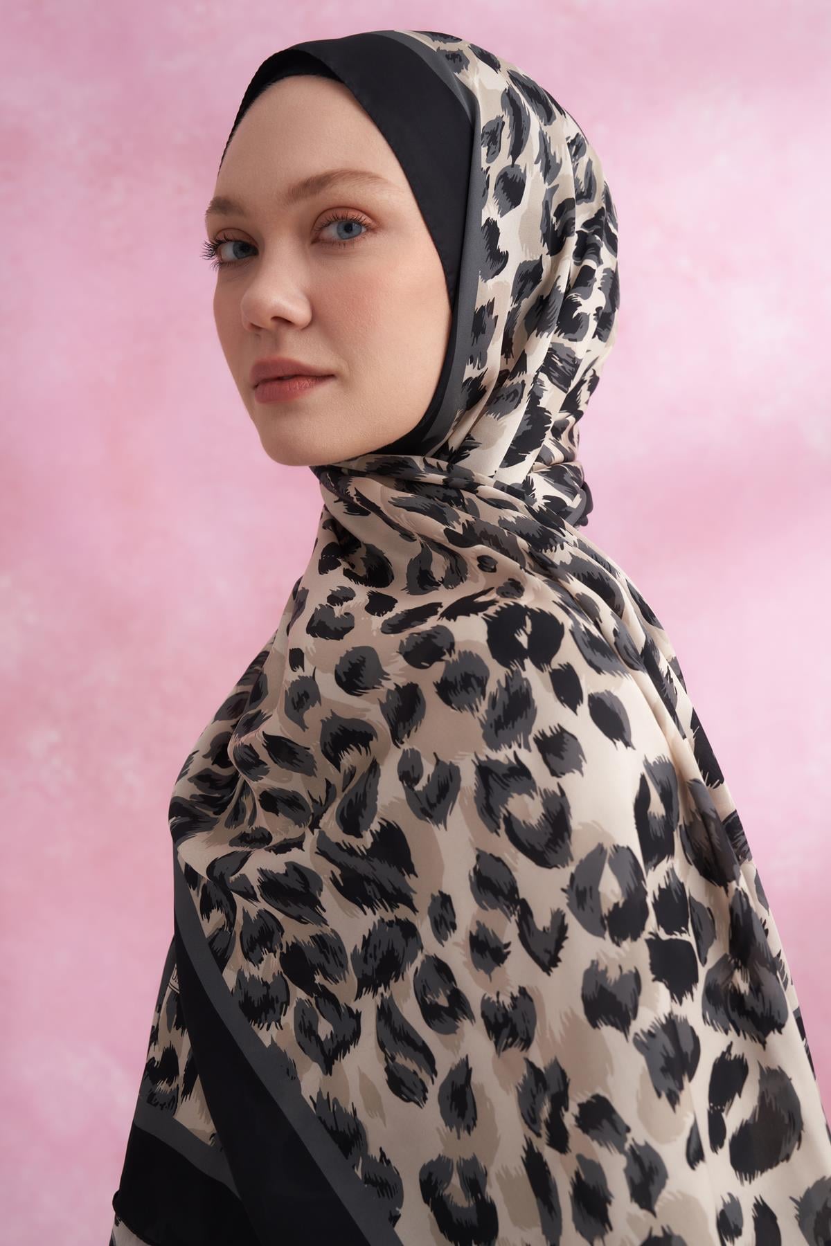 Armanda Leopar Vual Multi Desen Şal 6041-Siyah Gri