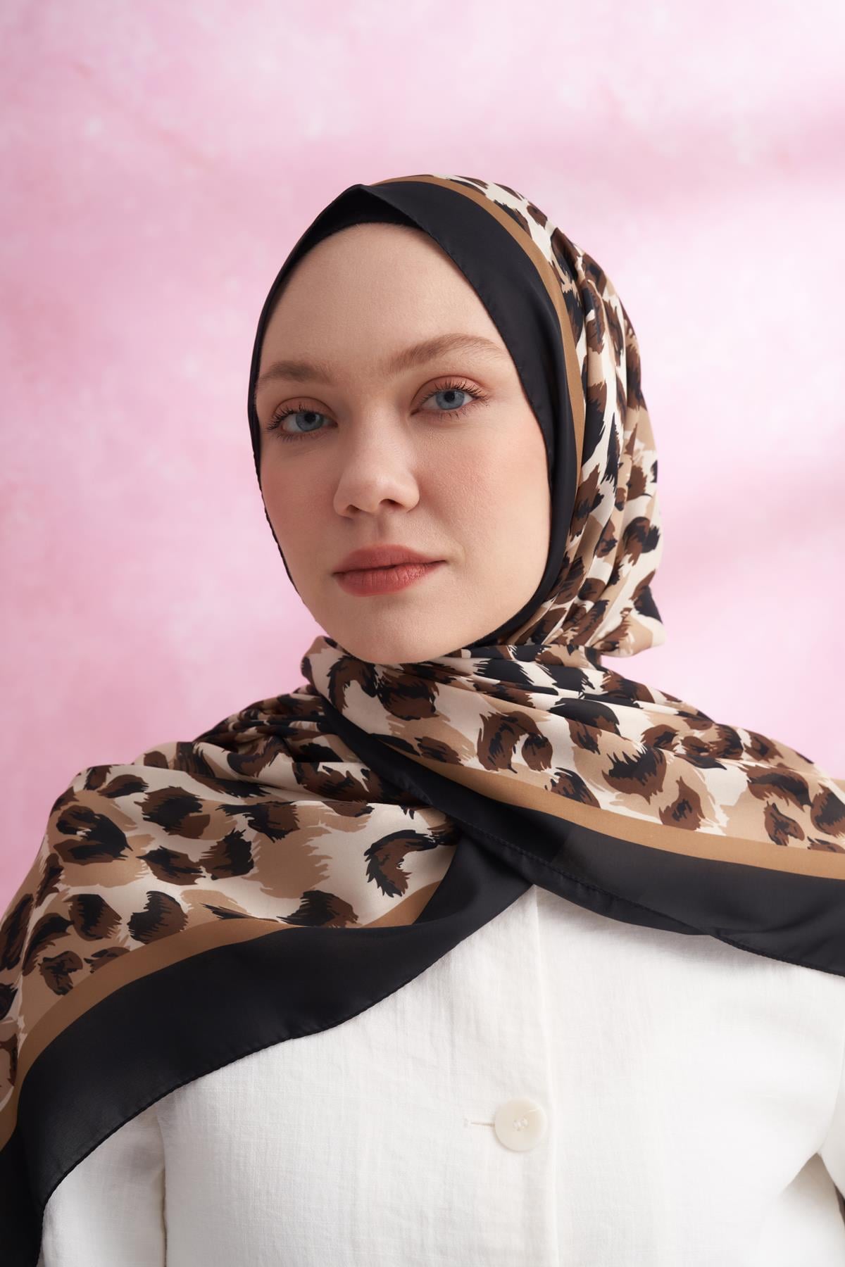 Armanda Leopar Vual Multi Desen Şal 6041-Siyah Kamel