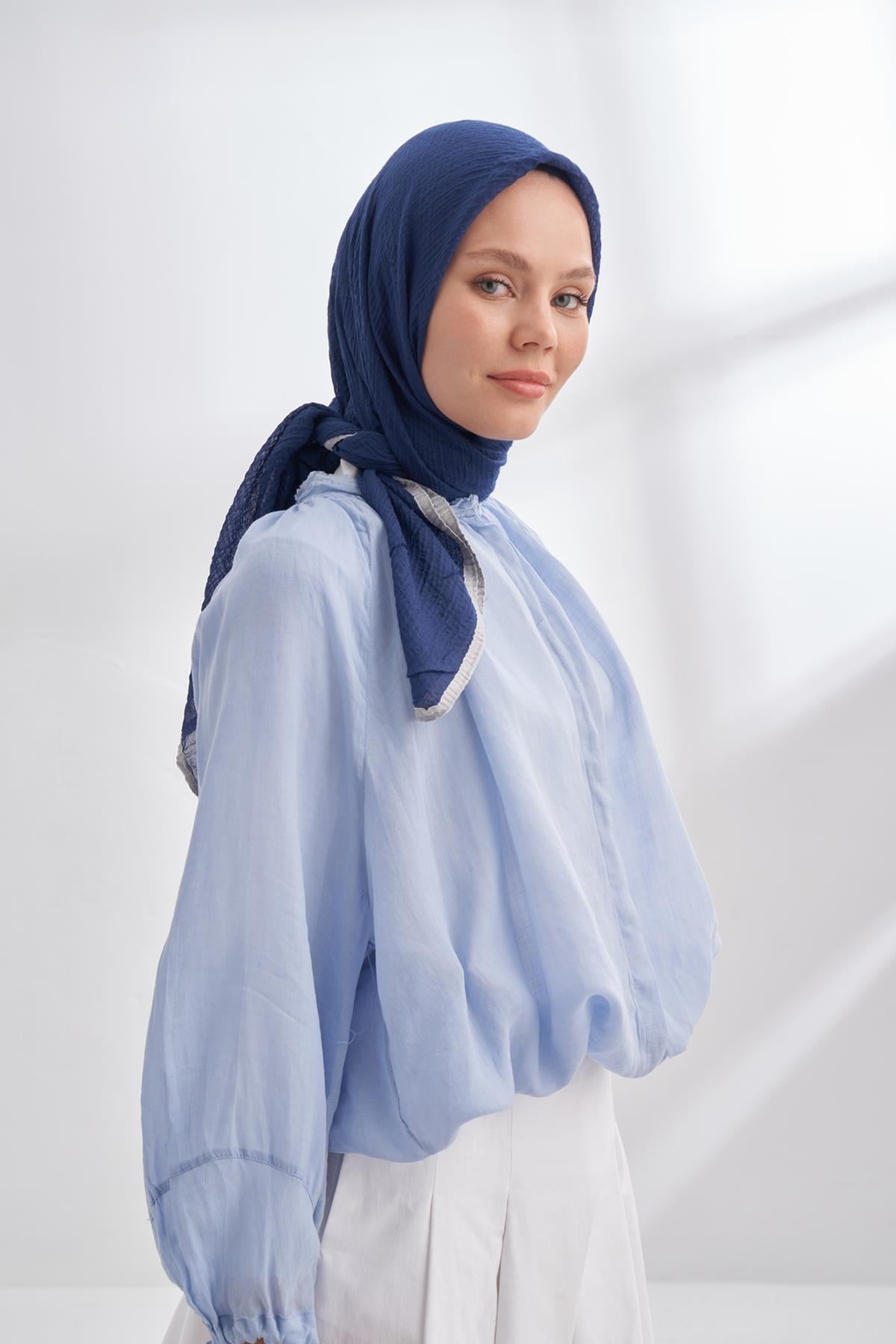 Armanda Müslin Biyeli Eşarp 3353-Gece Mavisi
