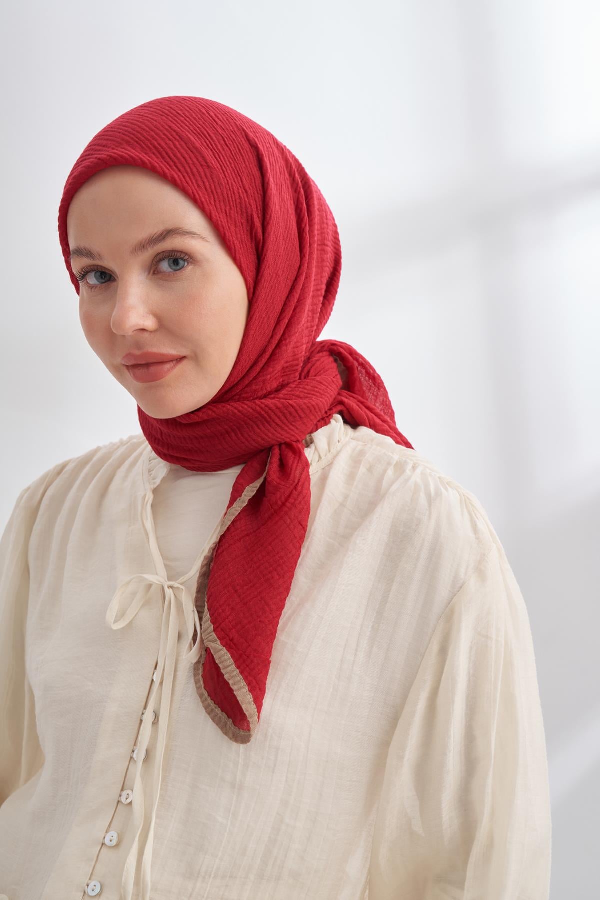 Armanda Müslin Biyeli Eşarp 3353-Koyu Kırmızı