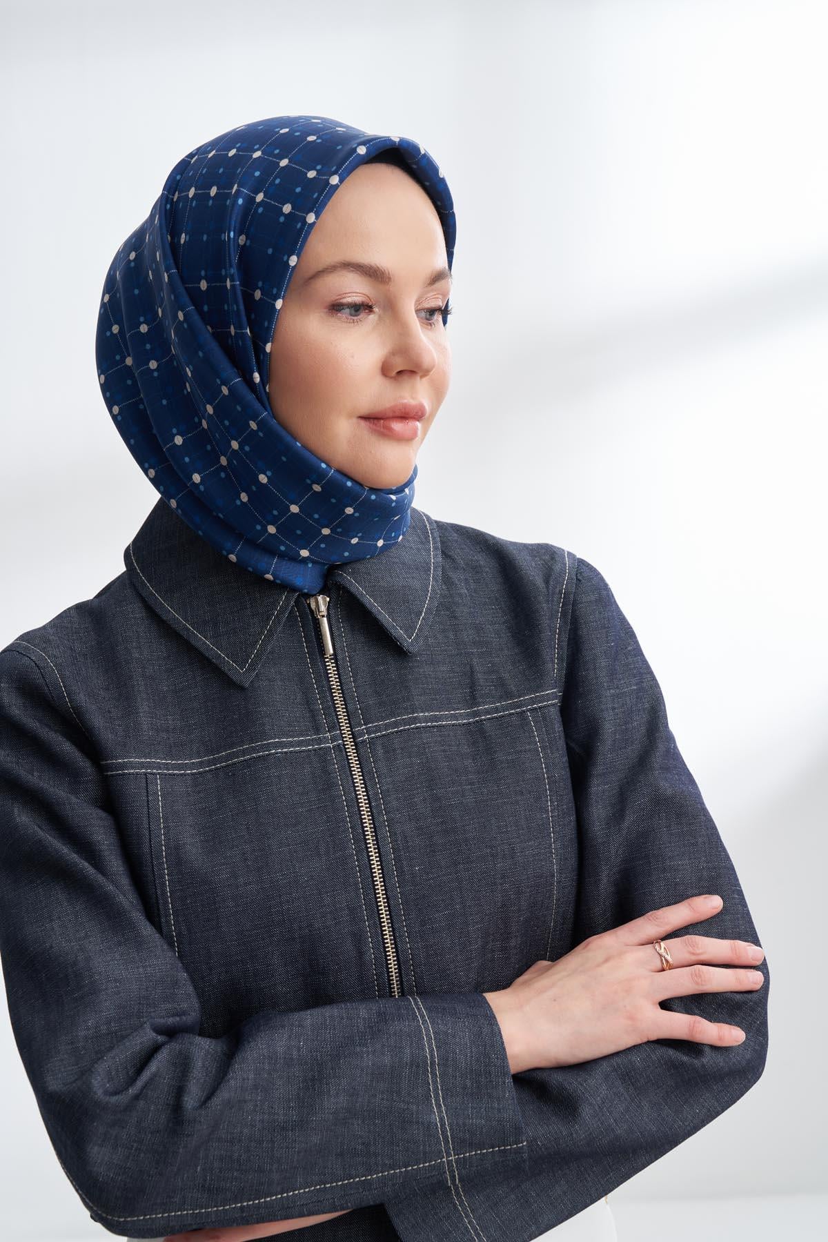 Armanda Orbis Desen Tivil İpek Eşarp 4306-Lacivert
