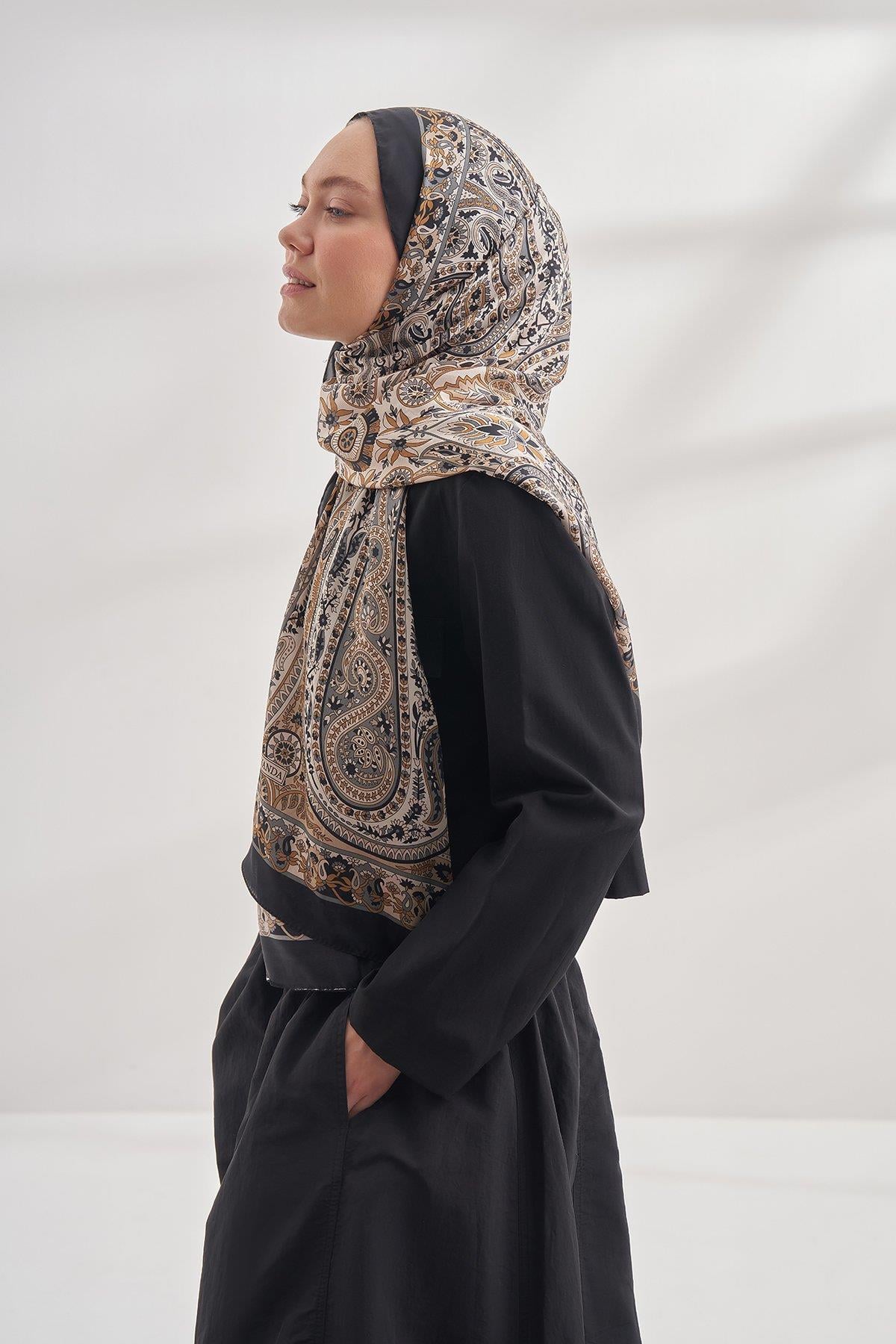 Armanda Özel Seri Etnik Desen Şal 6035-Siyah Bej