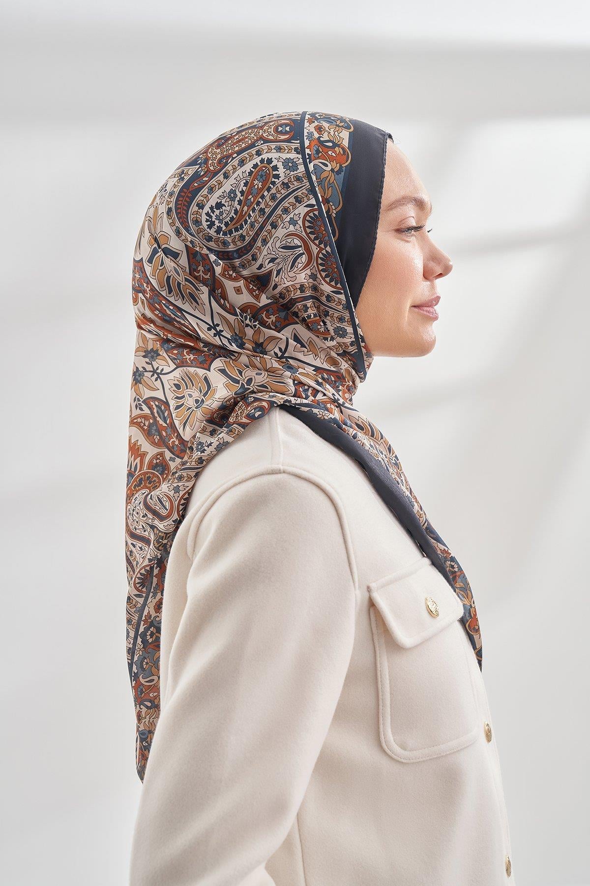 Armanda Özel Seri Etnik Desen Şal 6035-Siyah Taba