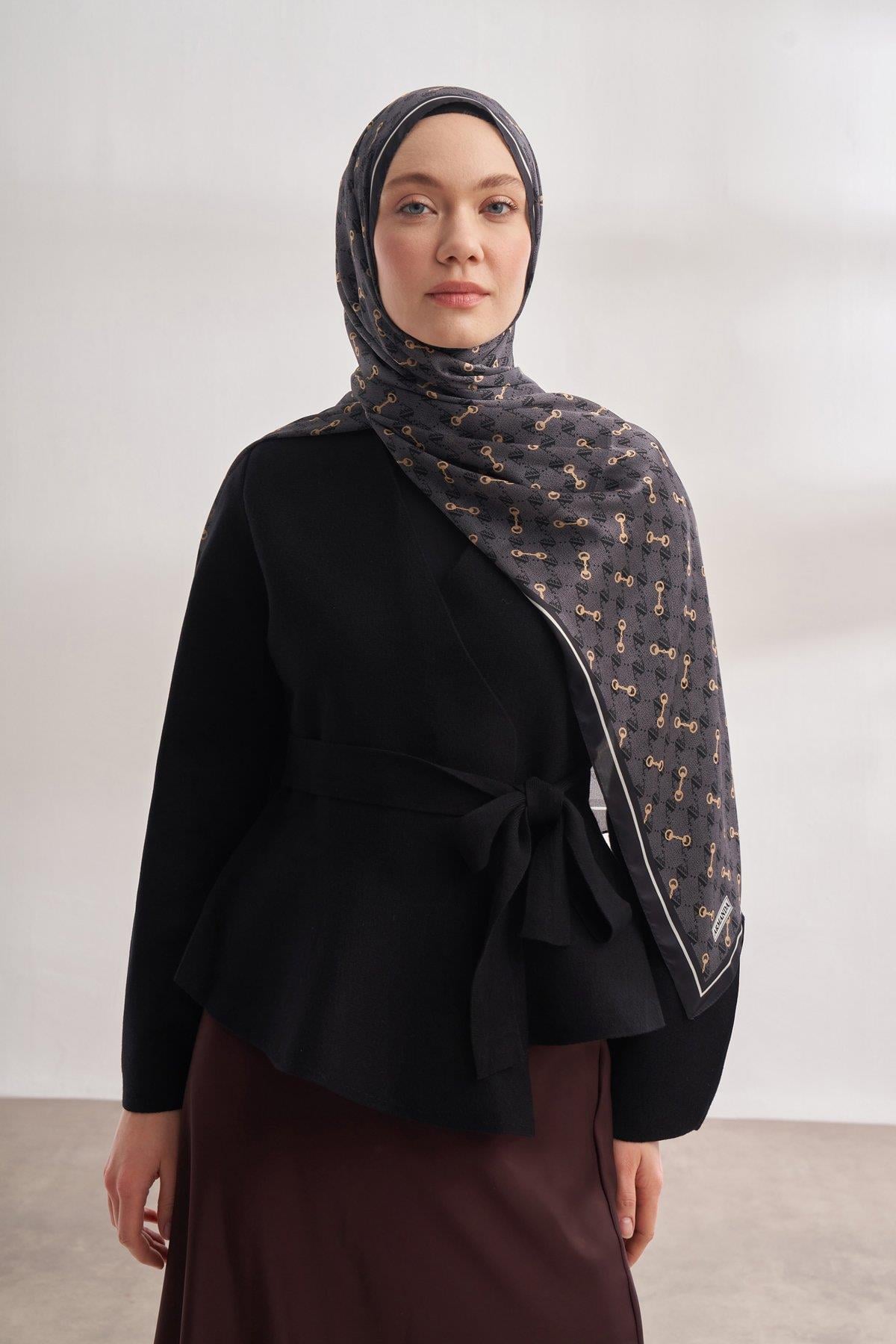 Armanda Vual Monogram Desen Şal 3361-Füme