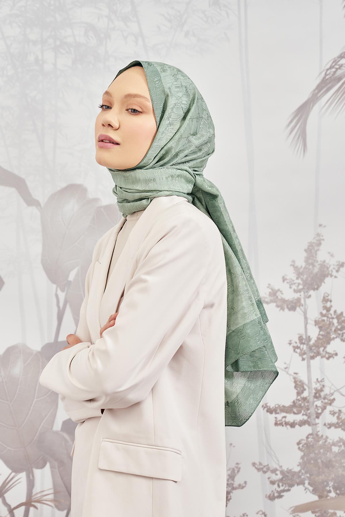 Armanda Zincir Monogram Desenli Şal 3042-Keten Yeşili