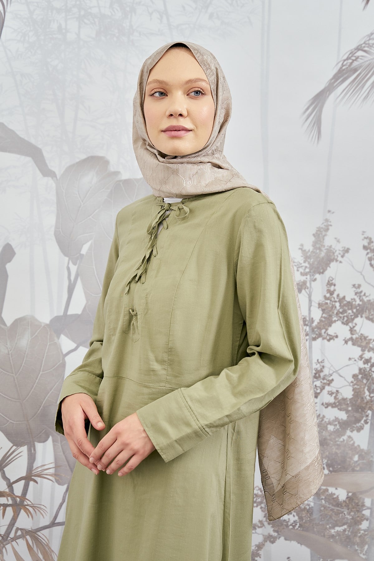 Armanda Zincir Monogram Desenli Şal 3042-Açık Vizon