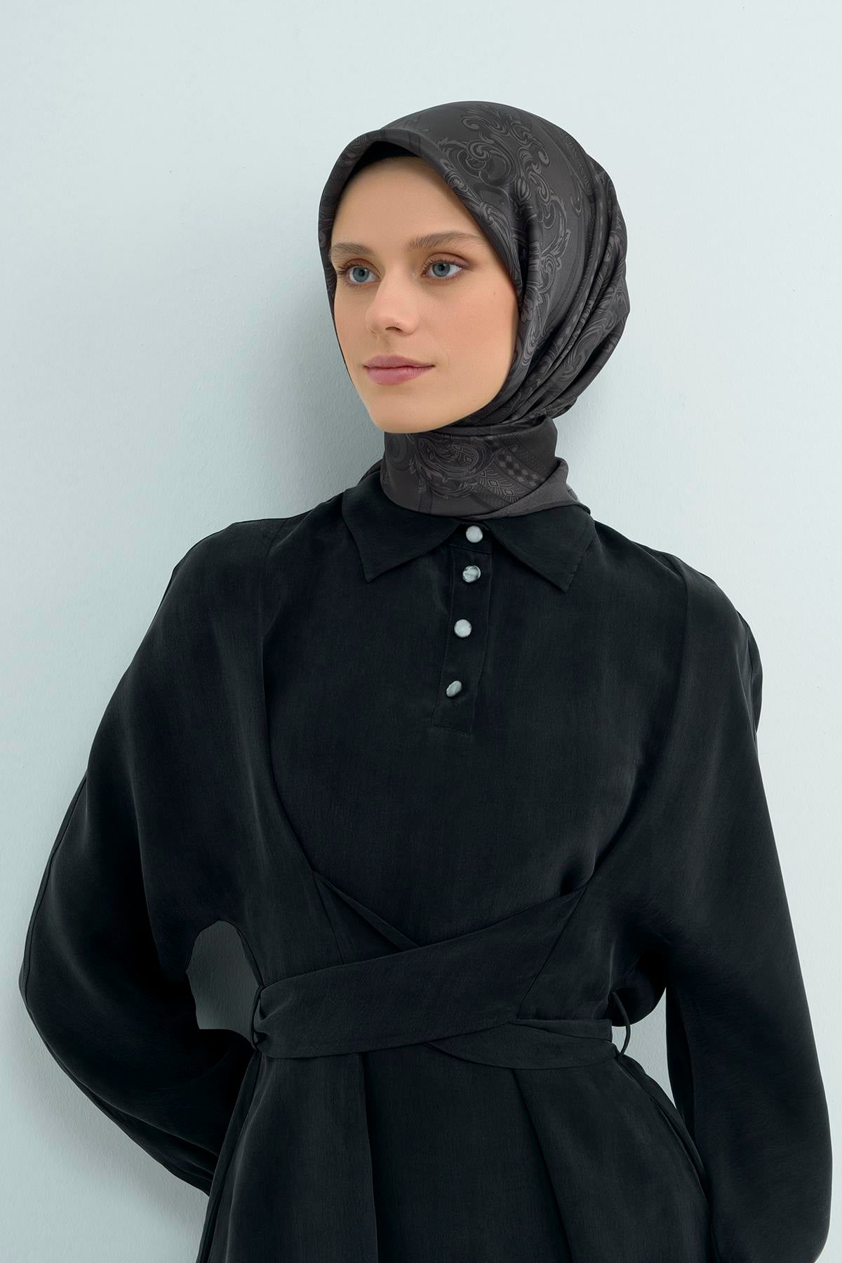 Armine Saten İpek Eşarp 9537D E26YA9537D01-80