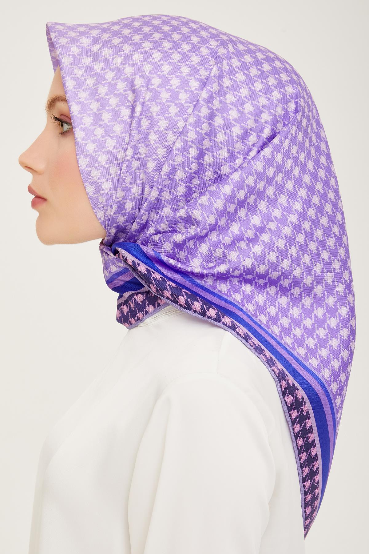 Belli Tivil  İpek Eşarp 4000D  E24YA3098001-53