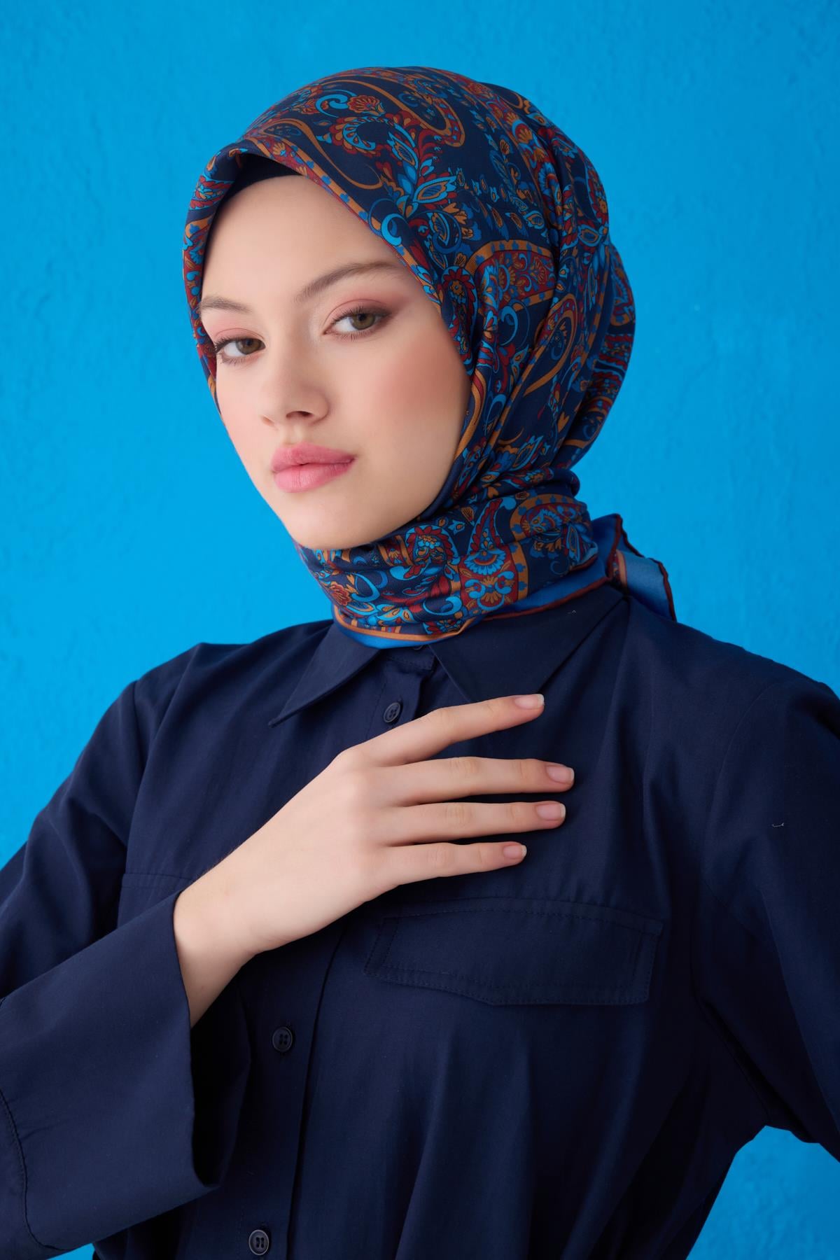 Belli Tivil İpek Eşarp E25YA4101D01-04