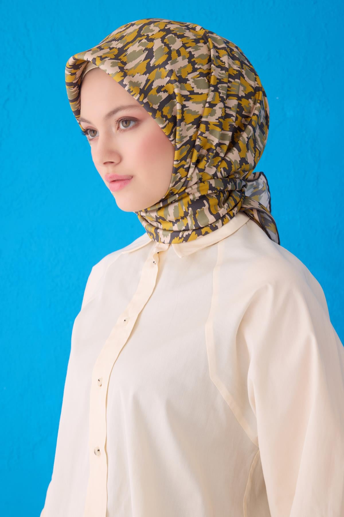 Belli Tivil İpek Eşarp E25YA4103D01-09