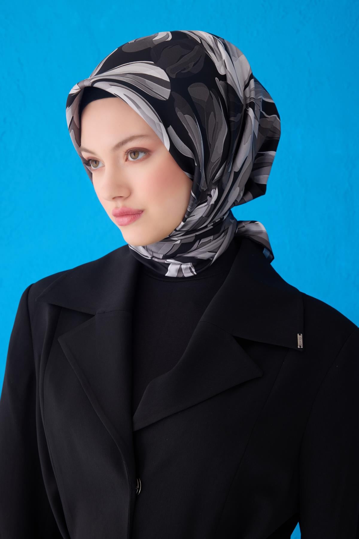 Belli Tivil İpek Eşarp E25YA4107D01-85