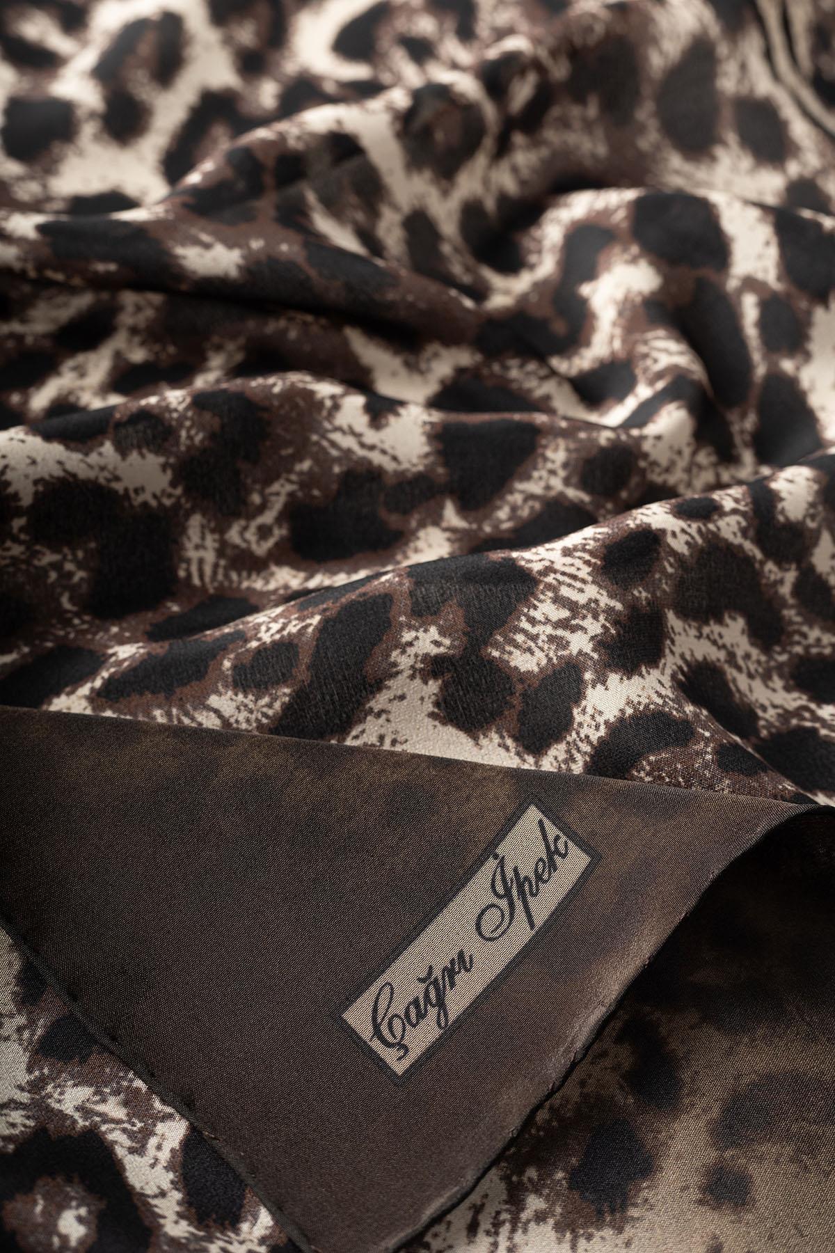 Çağrı İpek Leopar Desenli Demor Krep İpek Şal 15258-2