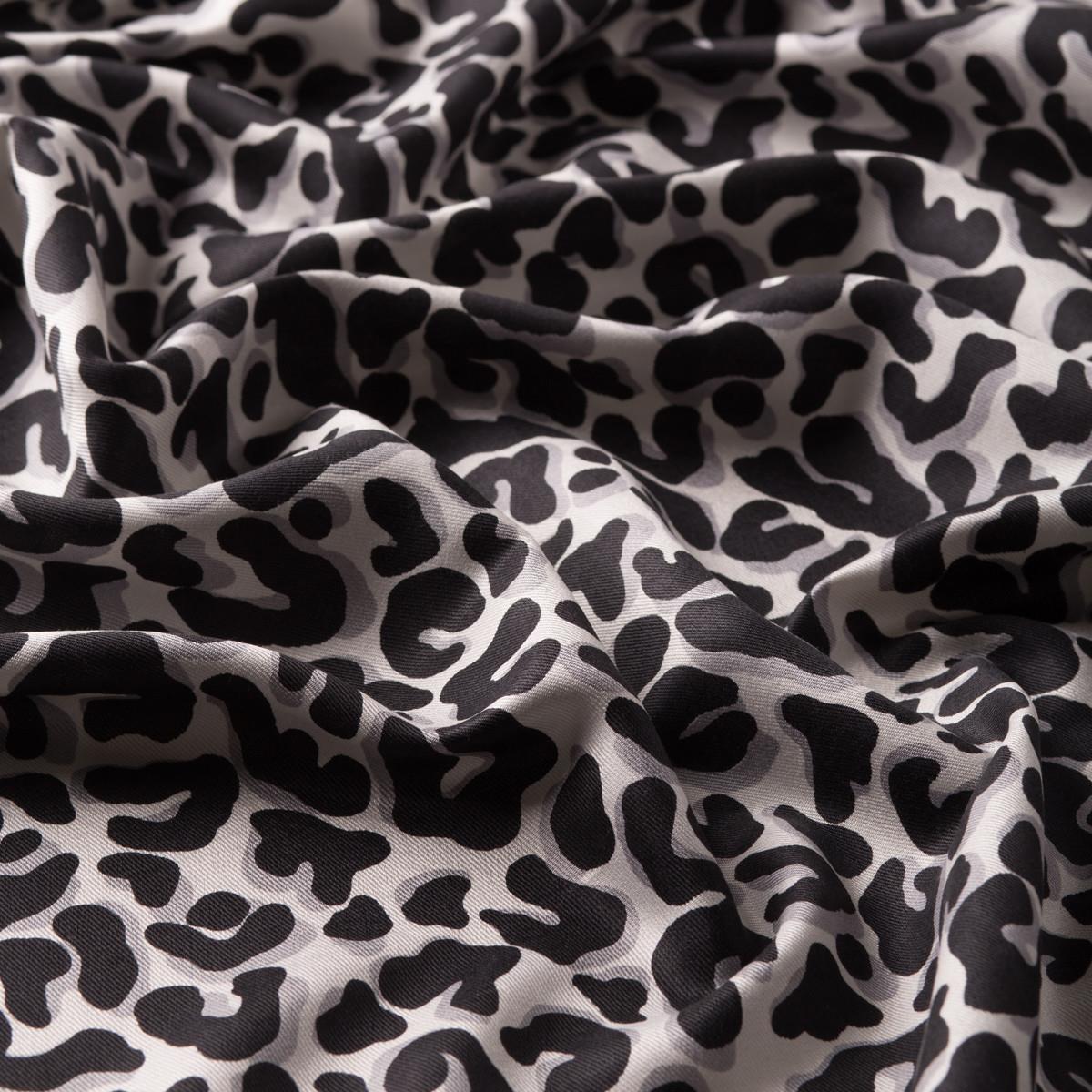 İpekevi Leopar Desenli İpek Şal 02452-Siyah