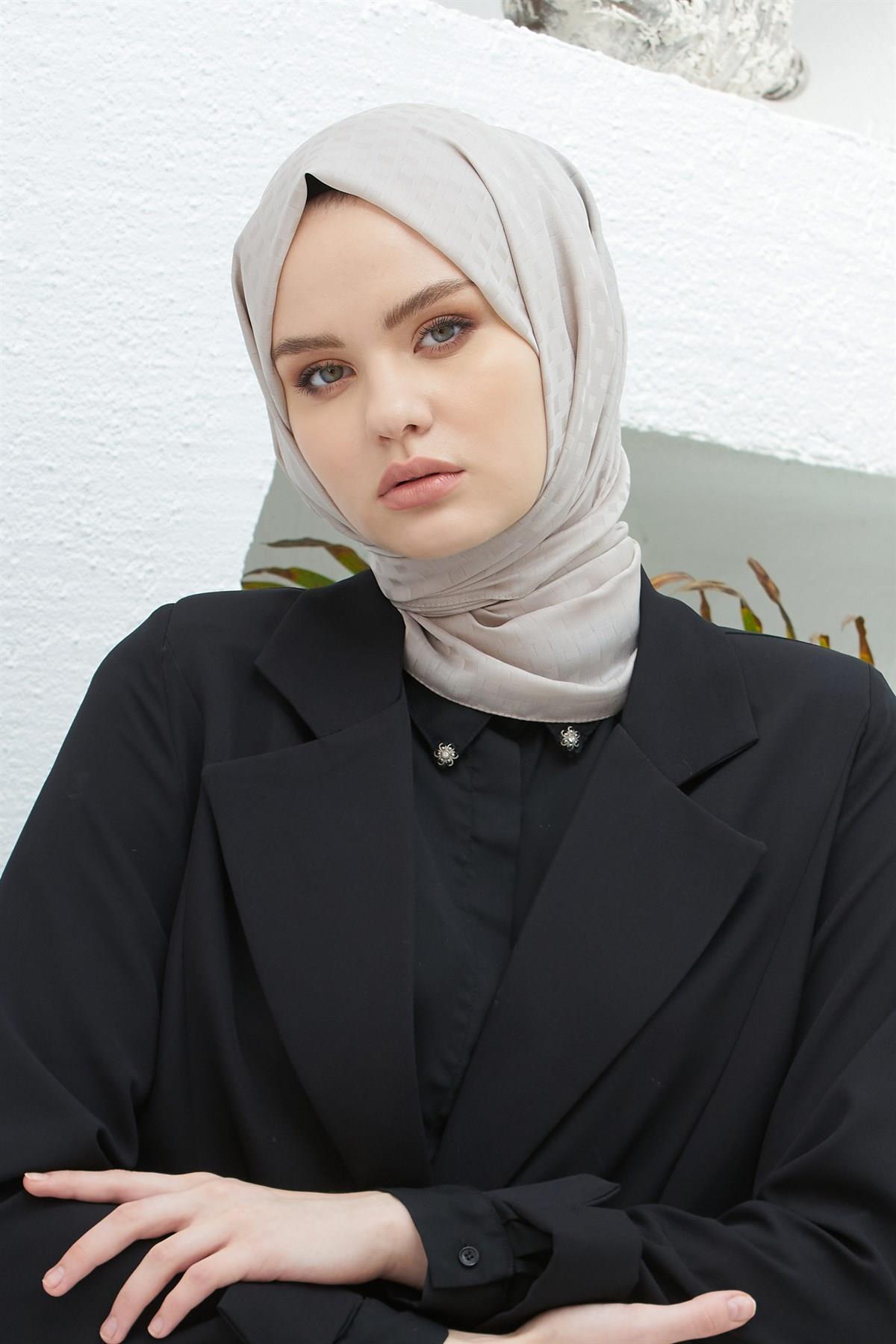 Rıchard Şal 2062-Taş
