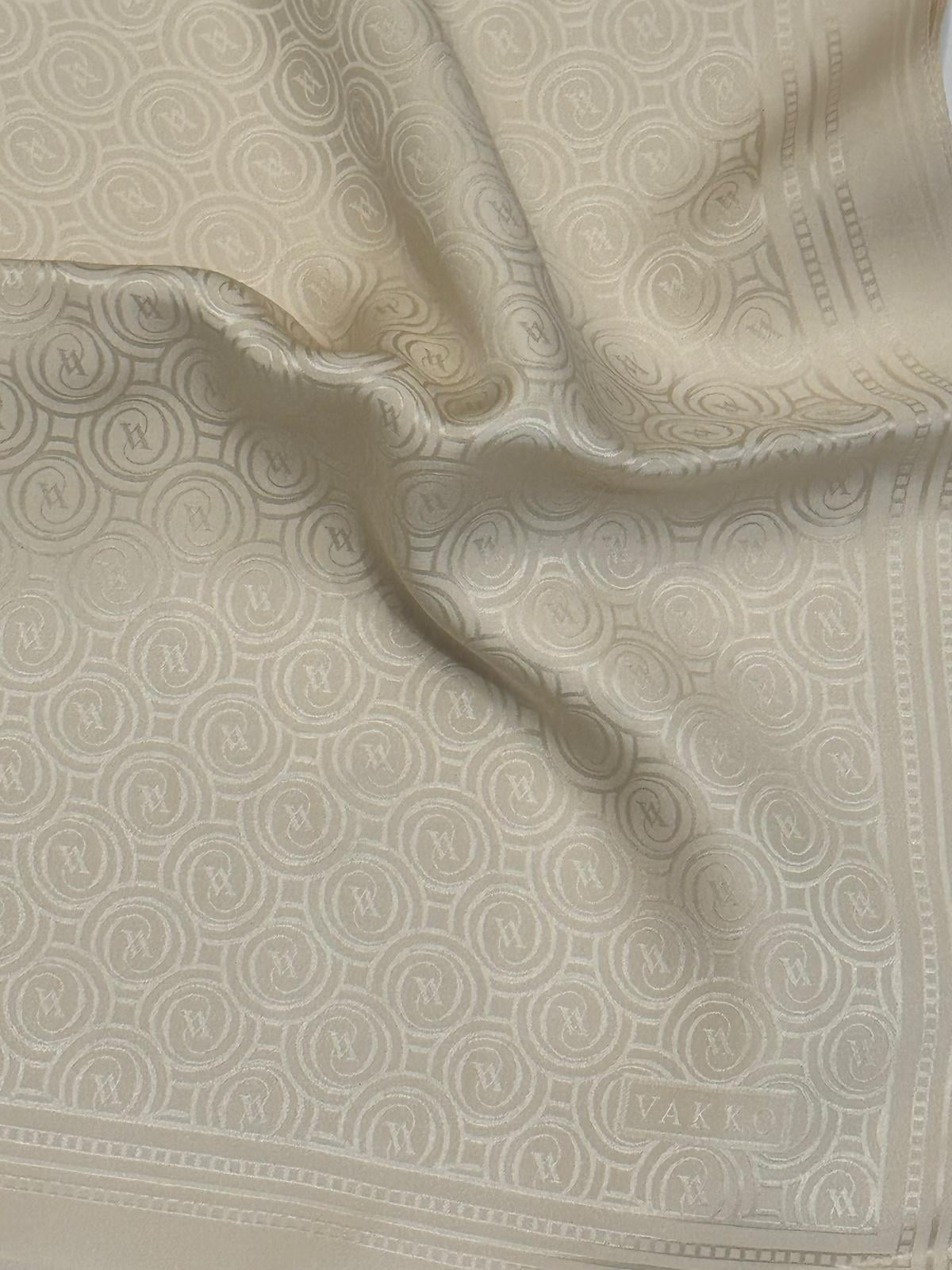 Vakko Jakarlı İpek Özel Seri Monogram Şal 41364-Ekru