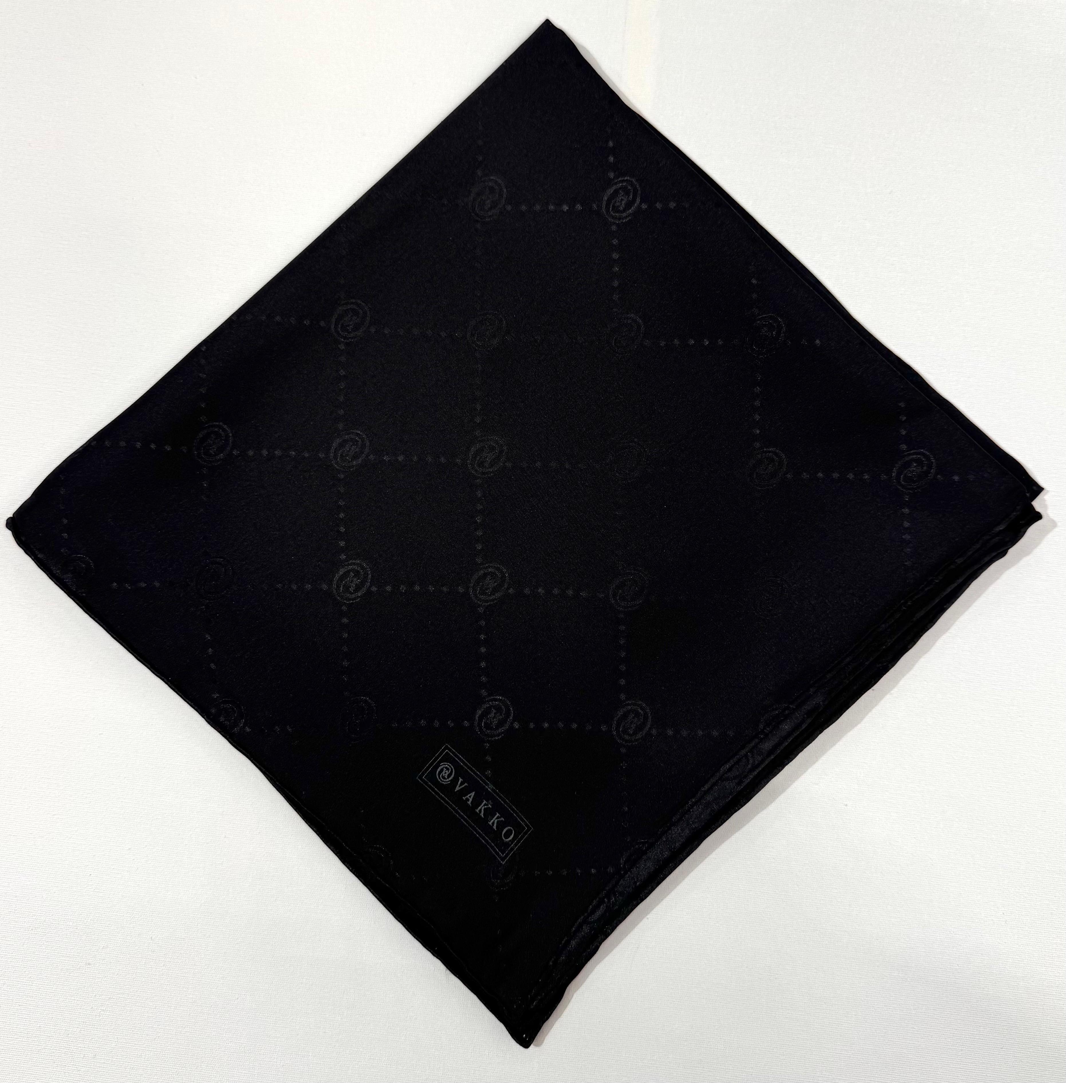 Vakko Monogram Jakar İpek  Eşarp 41549-Siyah