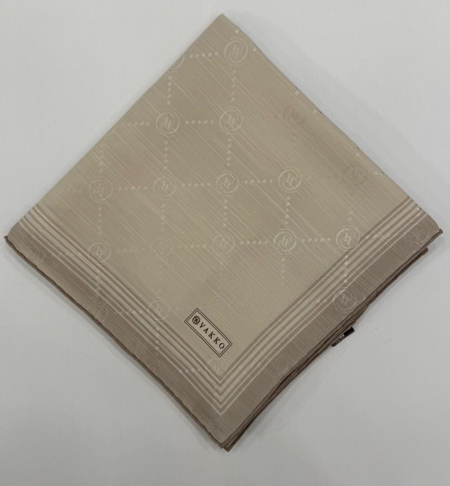 Vakko Monogram Pamuk İpek Bordürlü Eşarp 41588-Vizon
