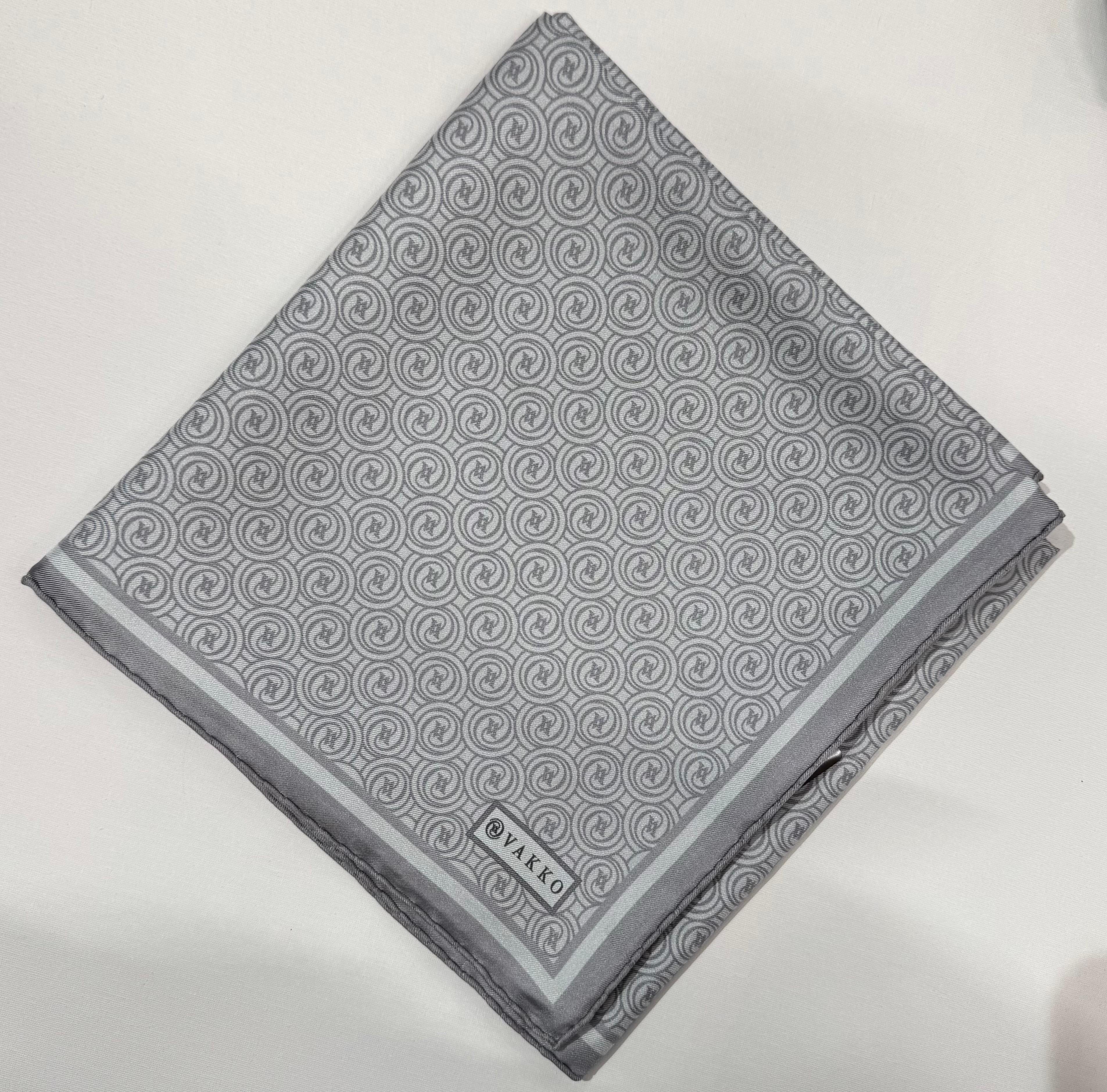 Vakko Tivil Monogram İpek Eşarp 41408-Gümüş
