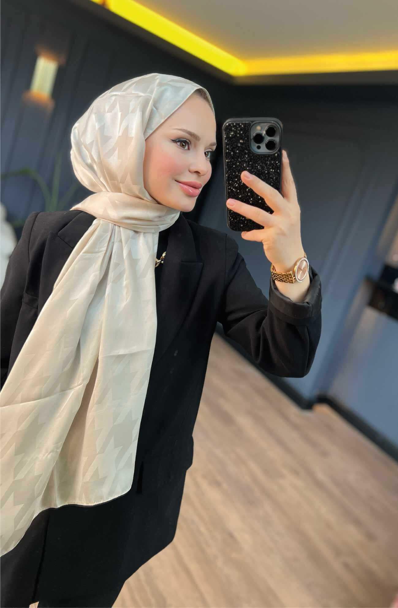 Valor Scarf  Kazayağı Desenli İpeksi Jakarlı Şal 06112024-Fildişi