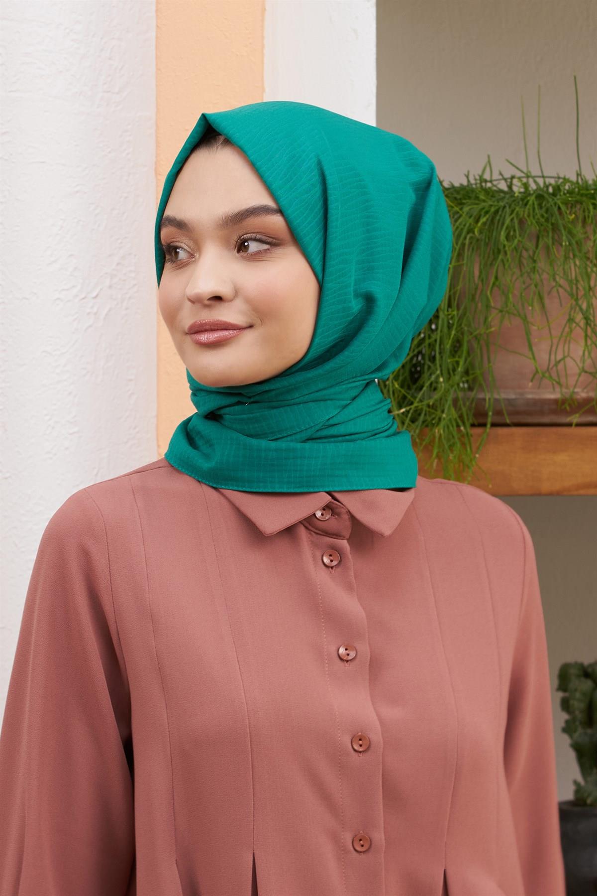 Alisa Şal 2054-Benetton