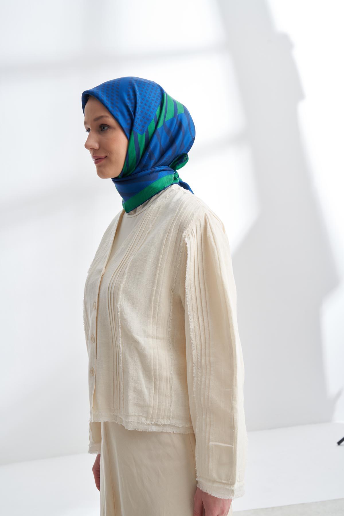 Armanda Archway Desen Tivil İpek Eşarp 4302-Benetton