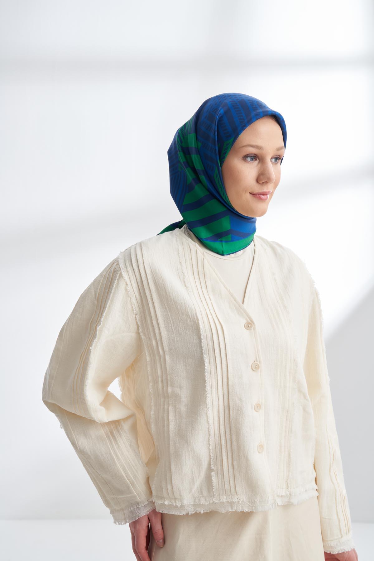 Armanda Archway Desen Tivil İpek Eşarp 4302-Benetton