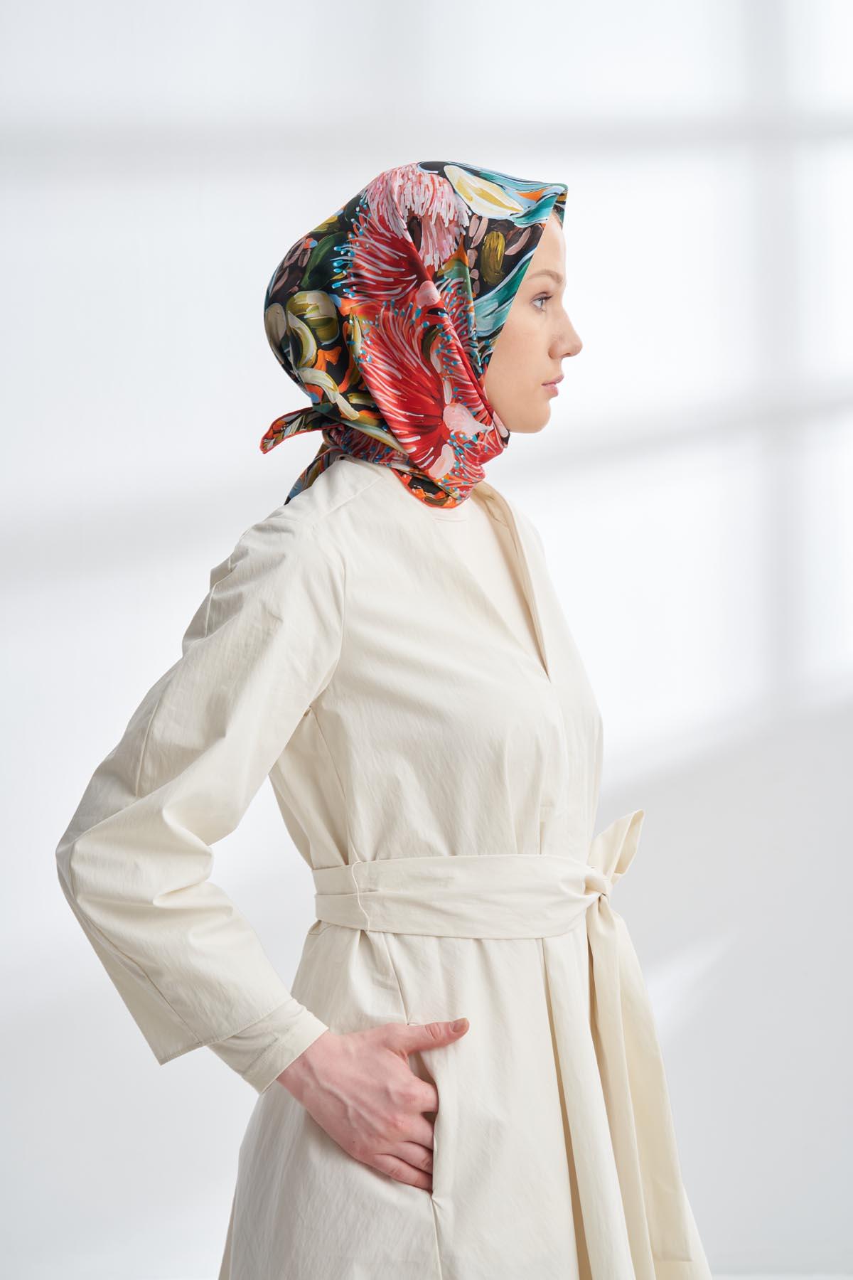 Armanda Botanical Desen Tivil İpek Eşarp 4326-Siyah