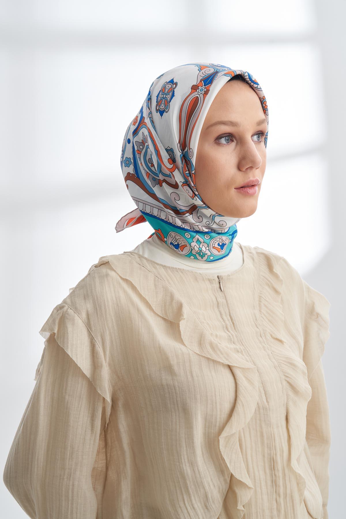 Armanda Crown Desen Tivil İpek Eşarp 4321-Turkuaz