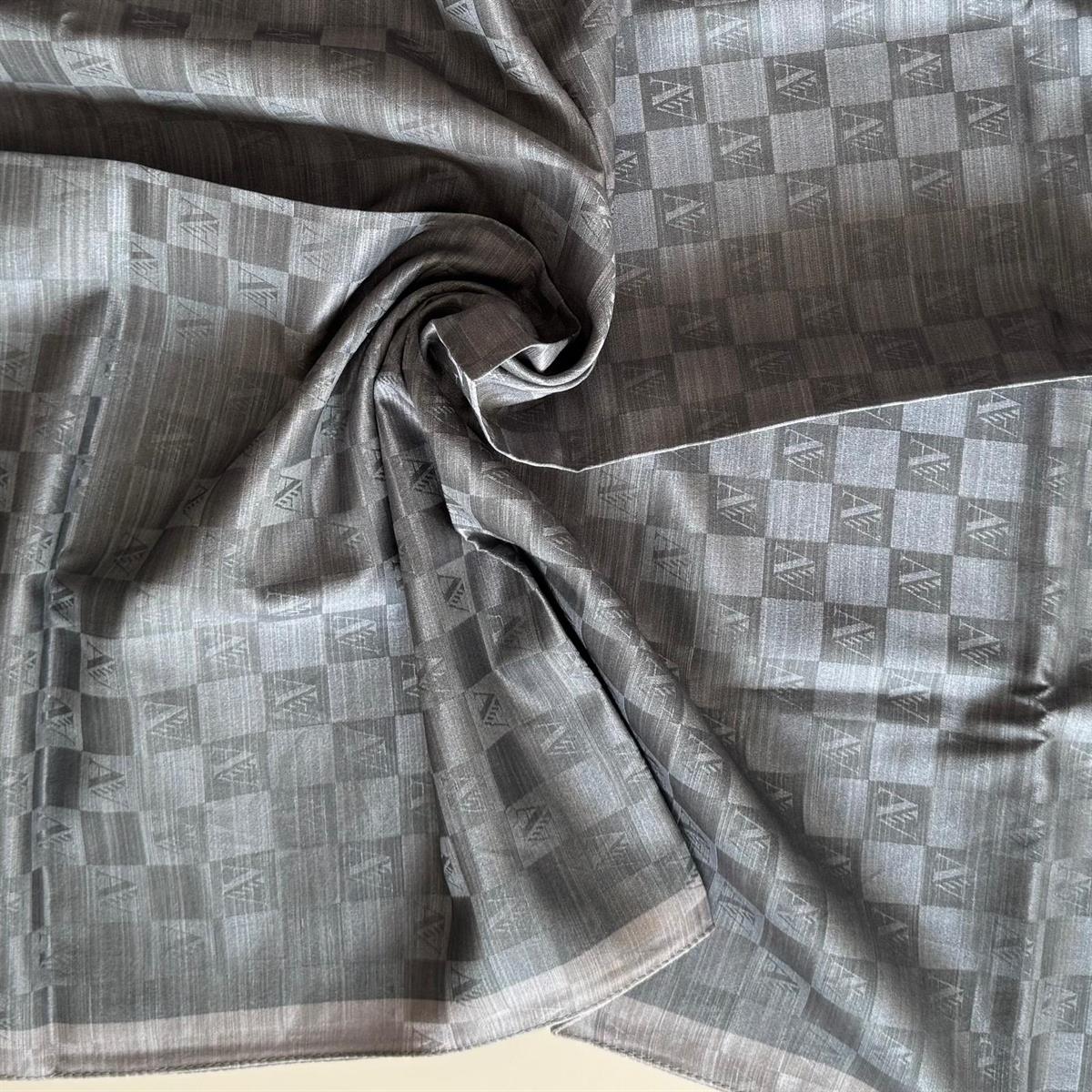 Armanda Dama Monogram Şal 3370-Füme