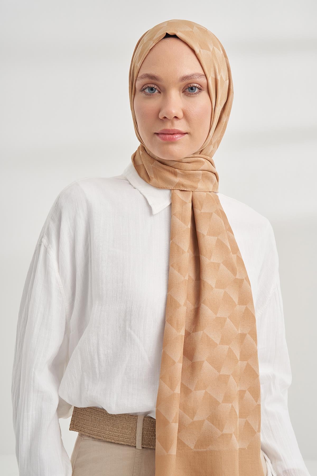 Armanda Geometrik Desen Şal 3120-Dore