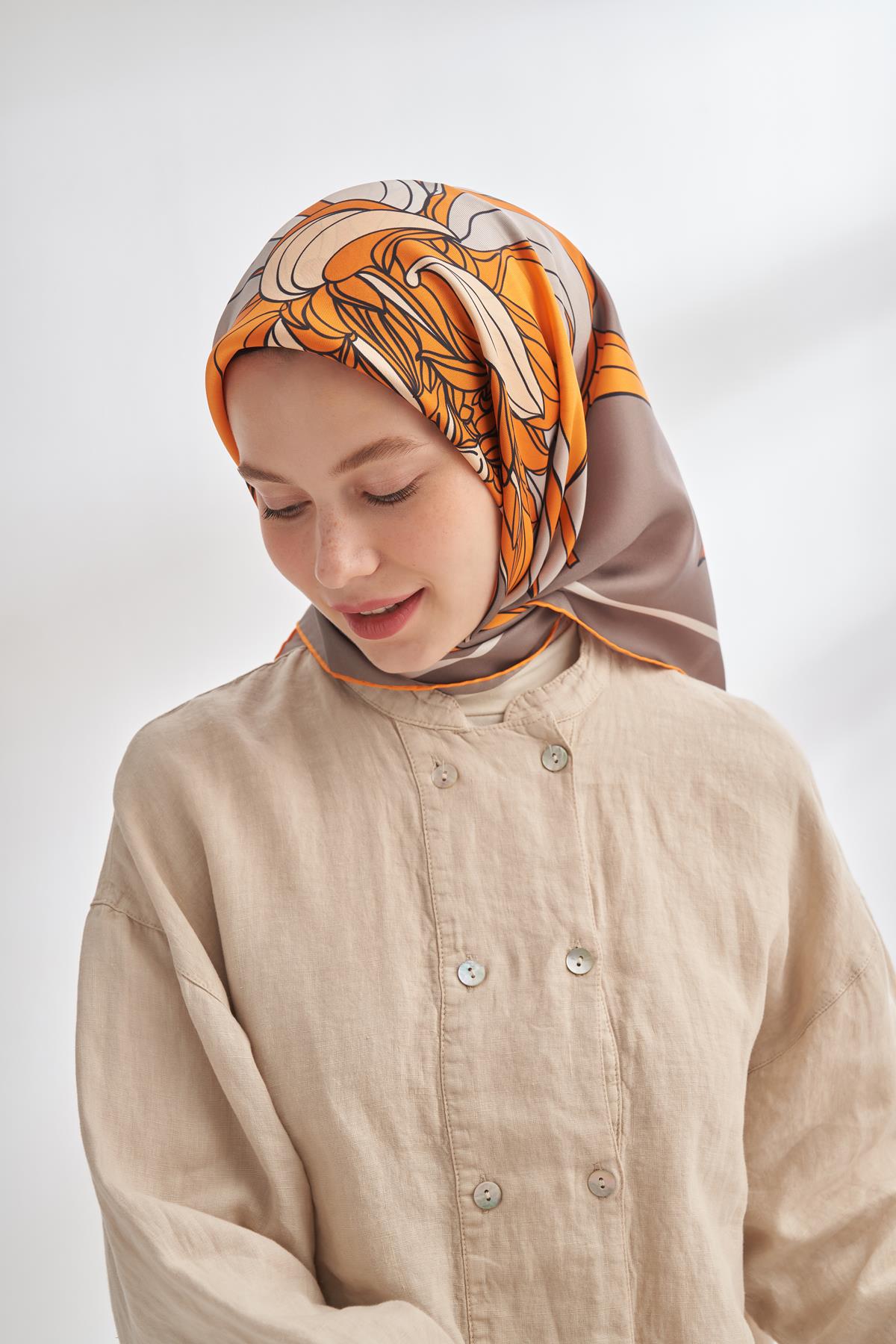 Armanda İvory Desen Tivil İpek Eşarp 4356-Vizon Orange