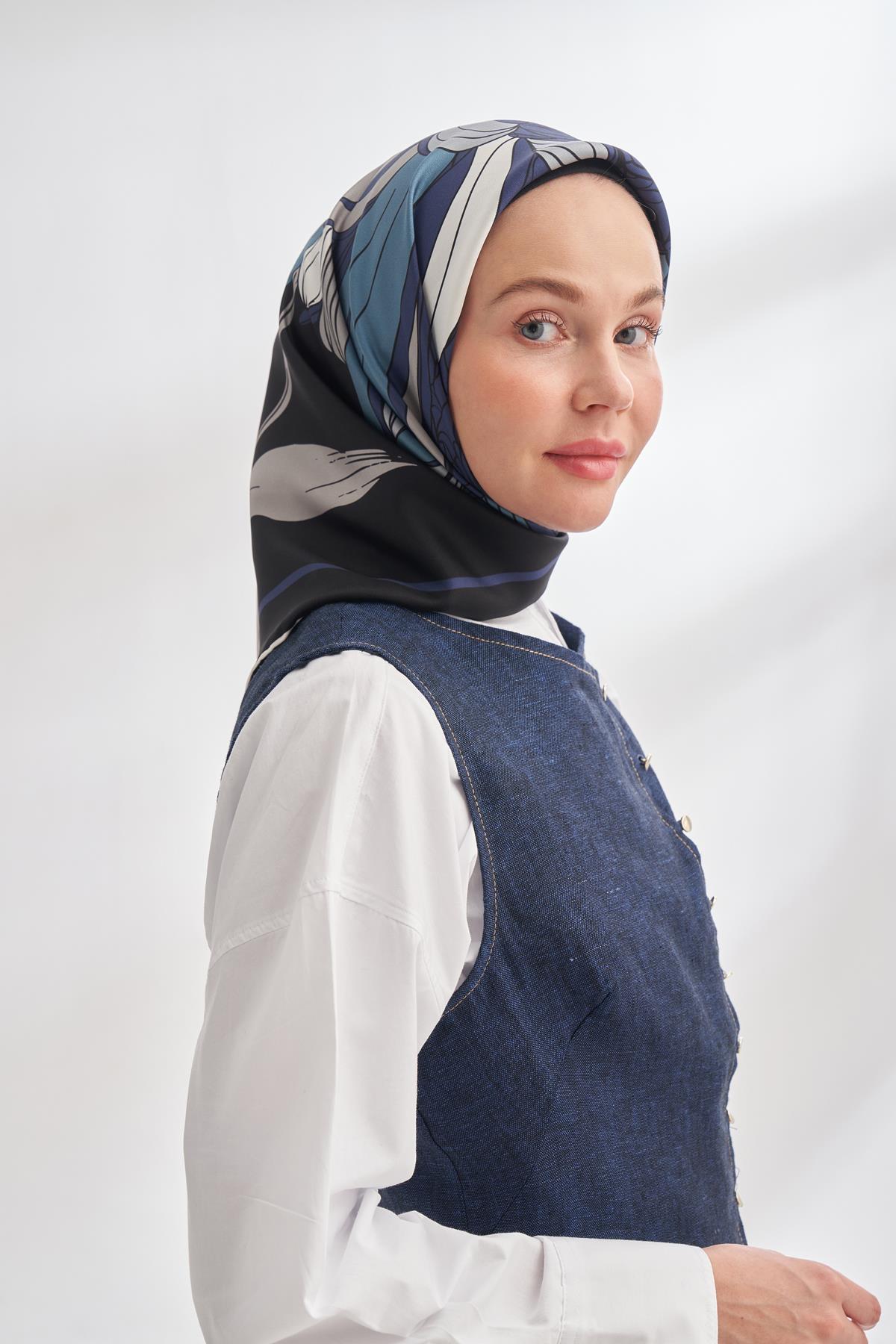 Armanda İvory Desen Tivil İpek Eşarp 4356-Siyah Lacivert