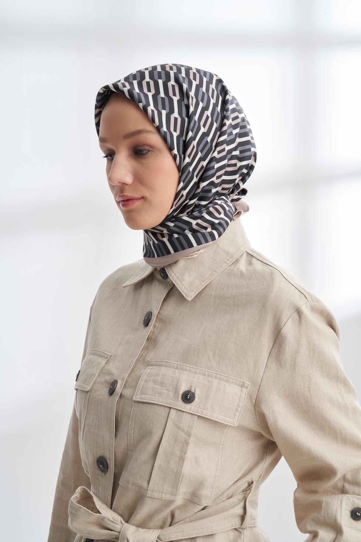 Armanda Line Desen Tivil İpek Eşarp 4304-Siyah