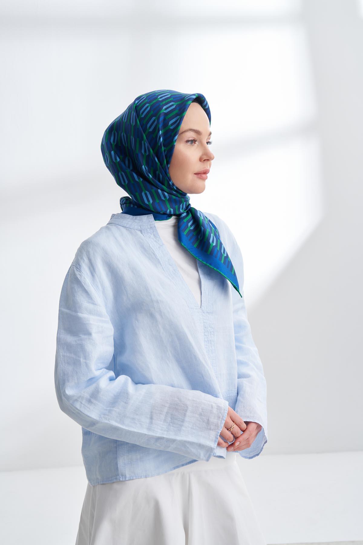 Armanda Line Desen Tivil İpek Eşarp 4304-Zümrüt