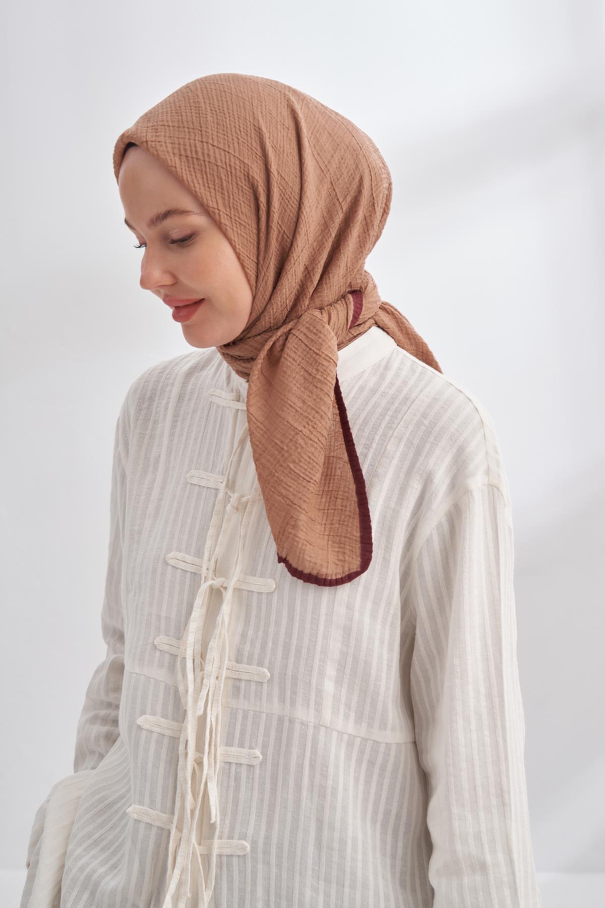 Armanda Müslin Biyeli Eşarp 3353-Deve Tüyü