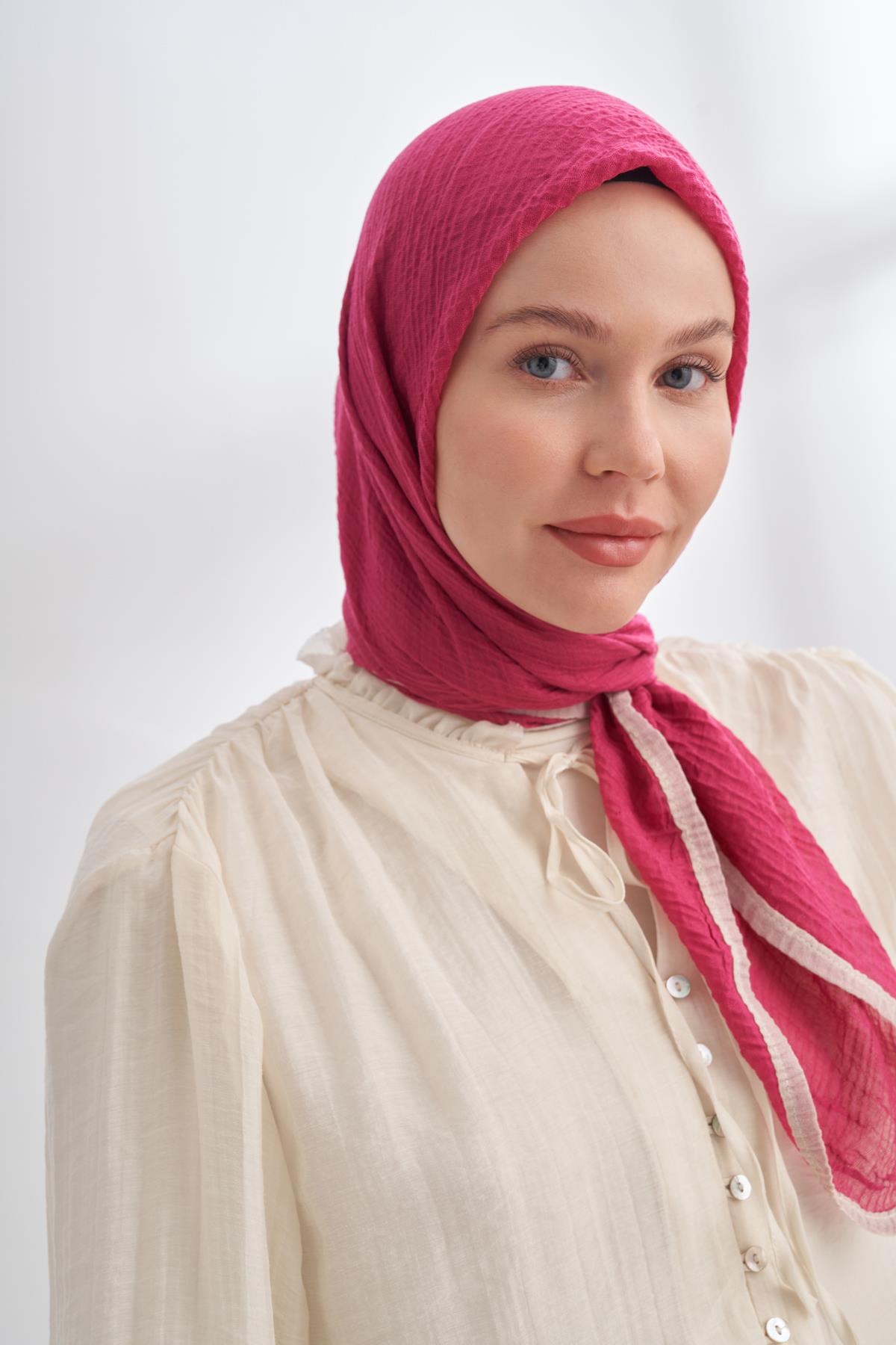 Armanda Müslin Biyeli Eşarp 3353-Fuşya