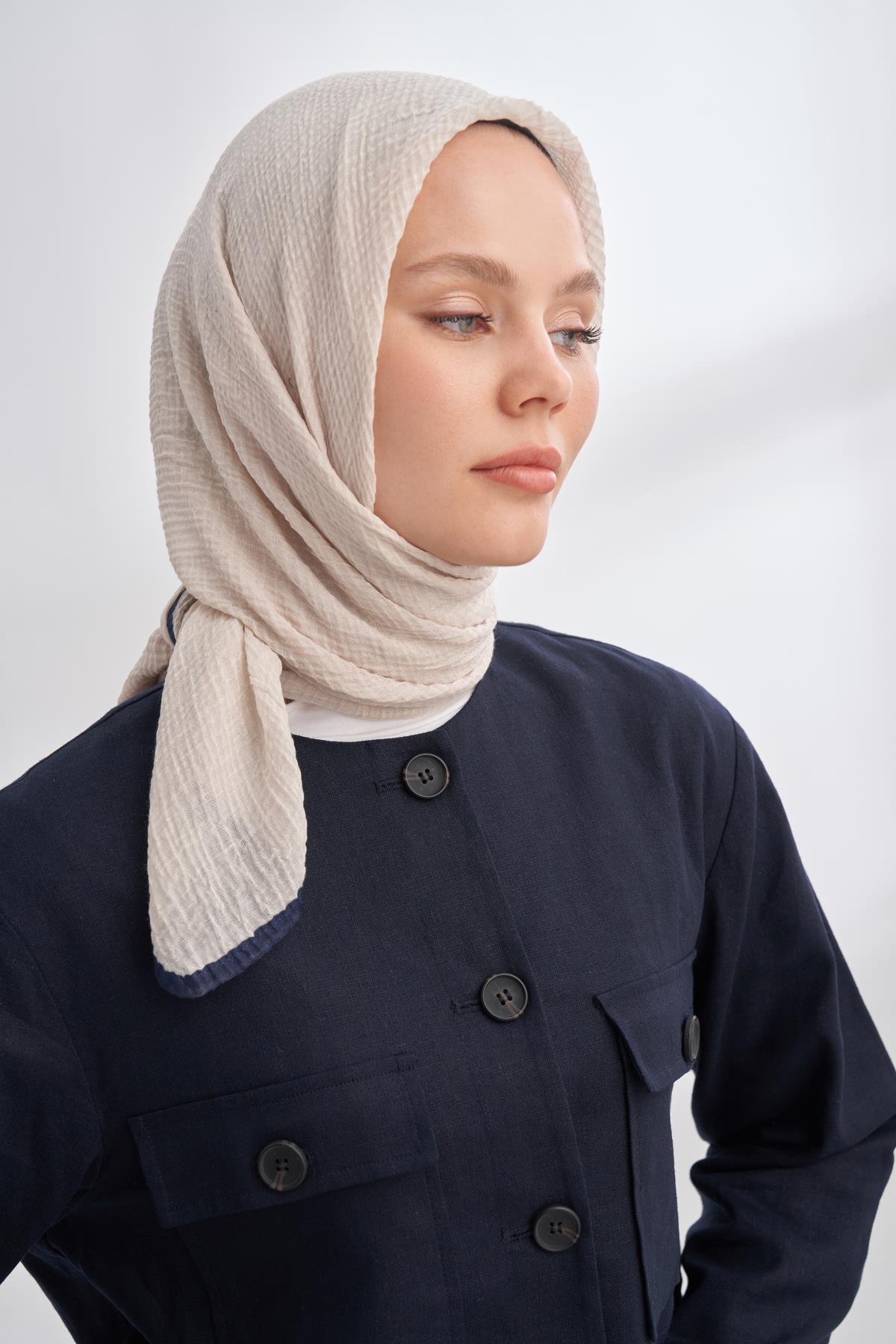Armanda Müslin Biyeli Eşarp 3353-Taş