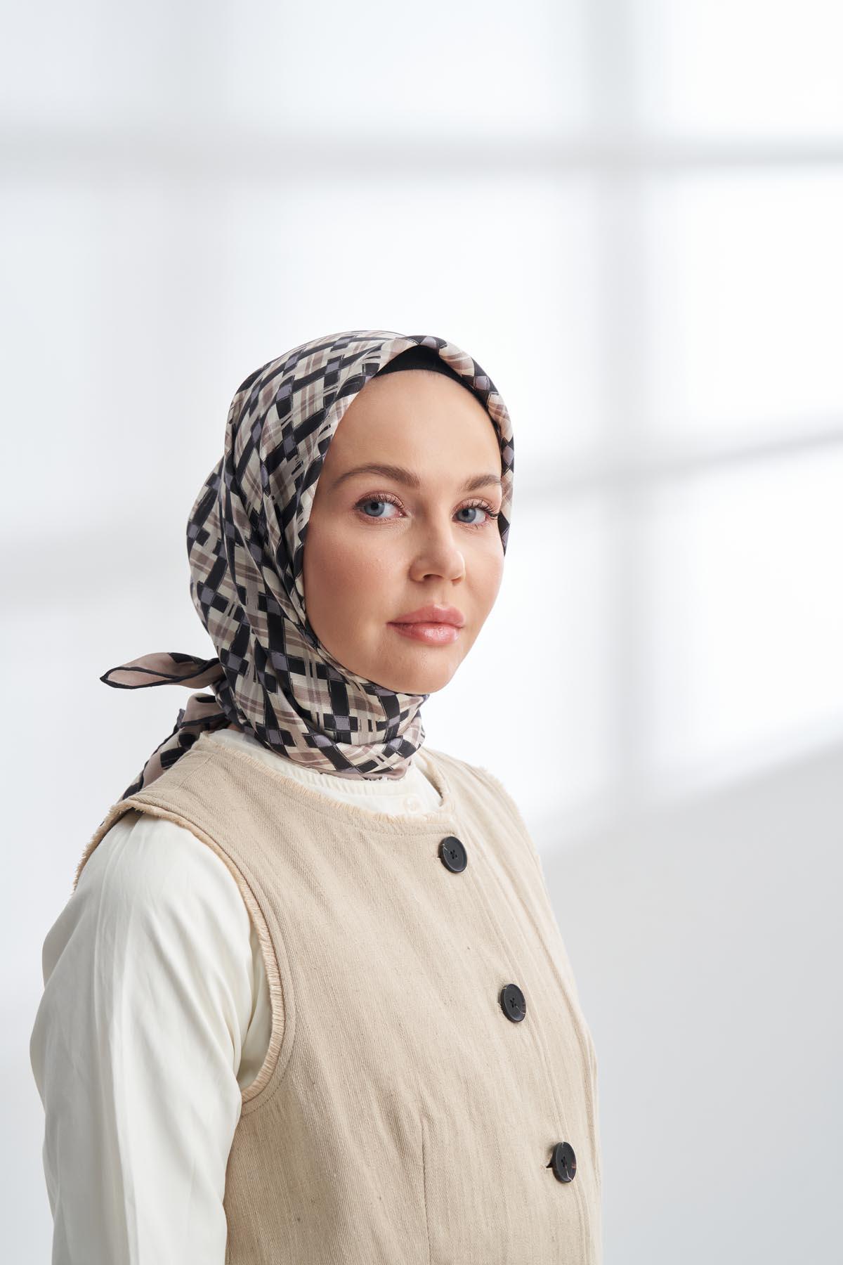 Armanda Network Desen Tivil İpek Eşarp 4307-Siyah