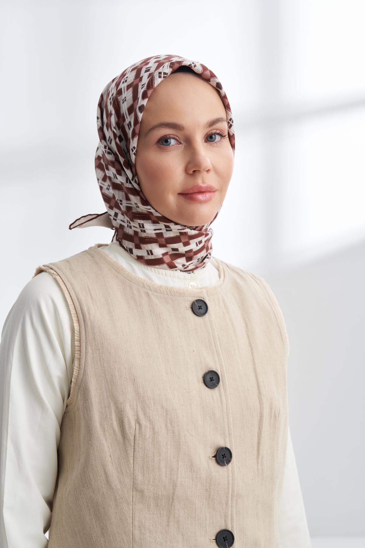 Armanda Network Desen Tivil İpek Eşarp 4307-Kahve